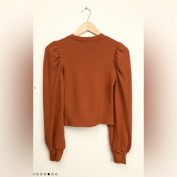 Like New! Lulu’s Ribbed Balloon Sleeve Sweater Top- Small - Picture 5 of 7